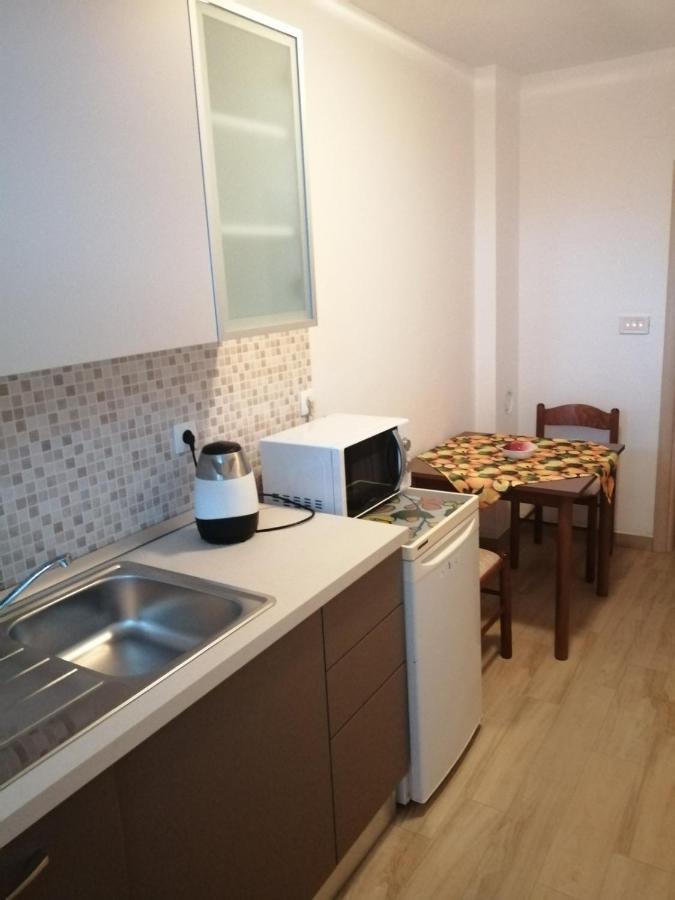 Apartment Put 2