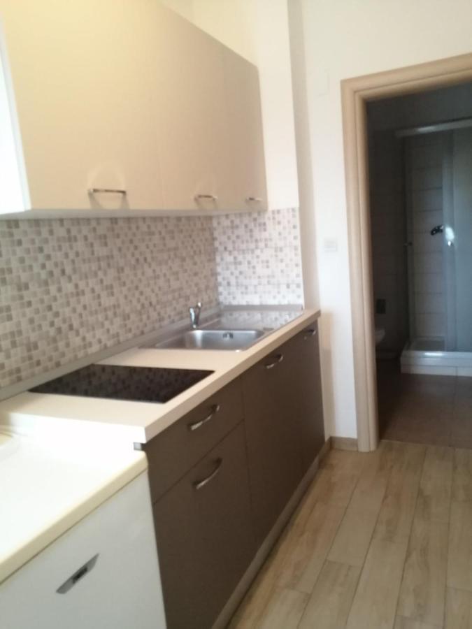 Put 2 Apartment