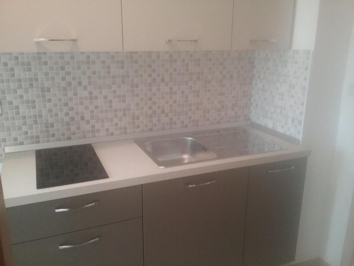 Put 2 Apartment *