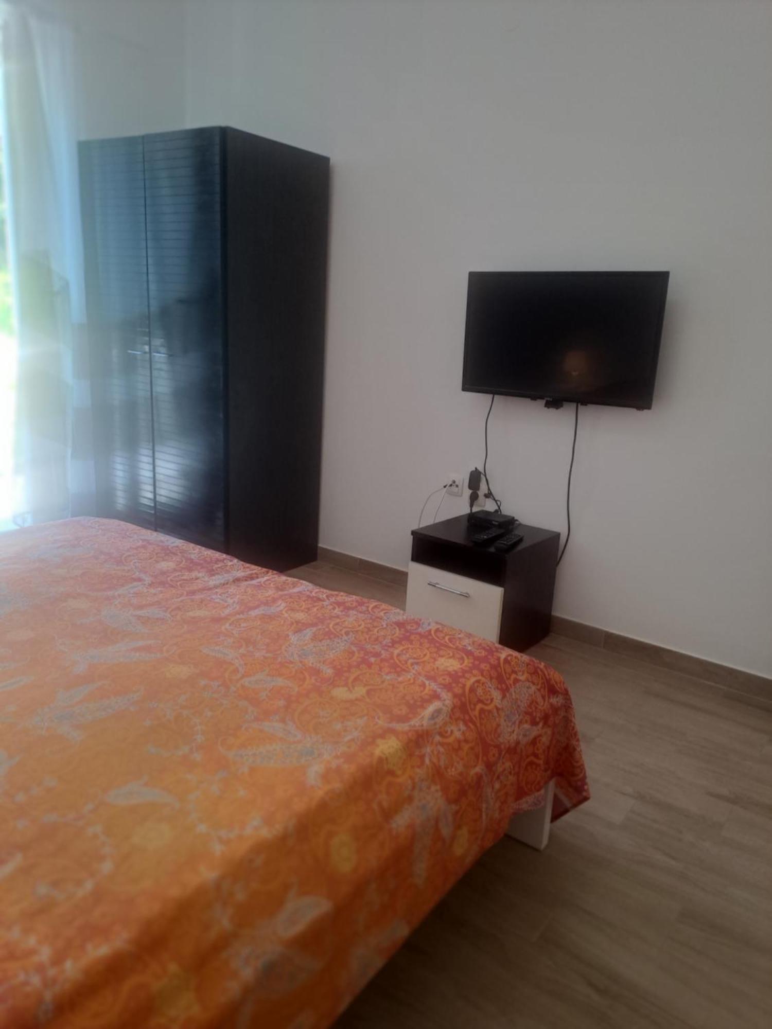 Put 2 Apartment Baska (Krk)